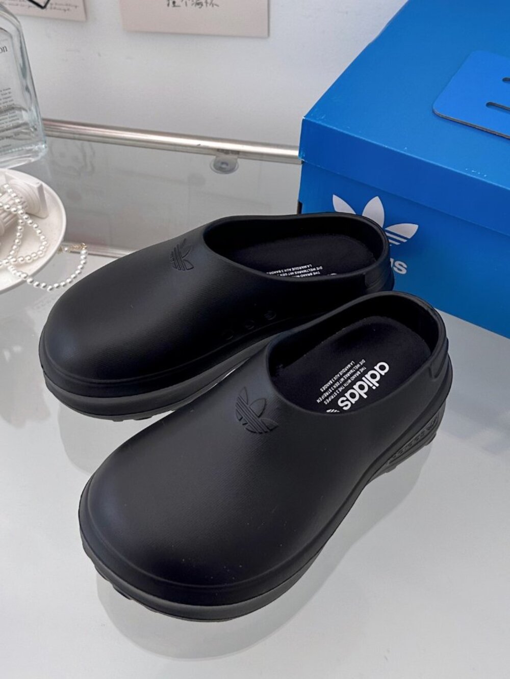 Adidas slip-on sandals, slip-resistant and breathable